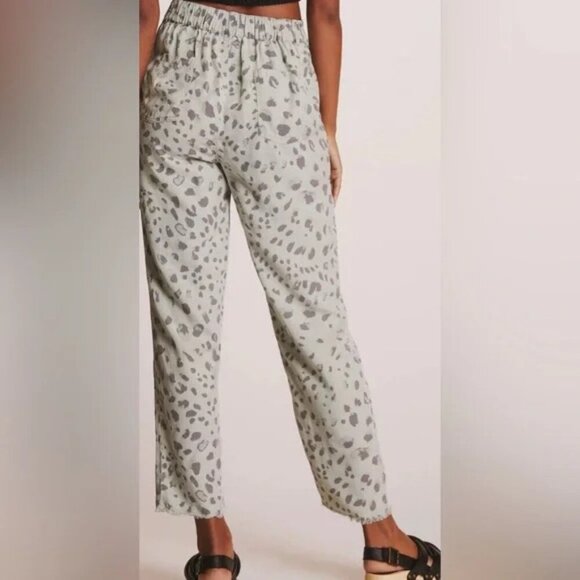 Cloth & Stone Frayed Straight-Leg Pant in Sz Small - Picture 7 of 7